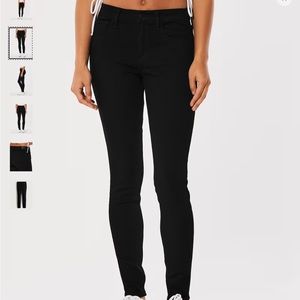 Hollister Low Rise Jean Leggings Size 5L